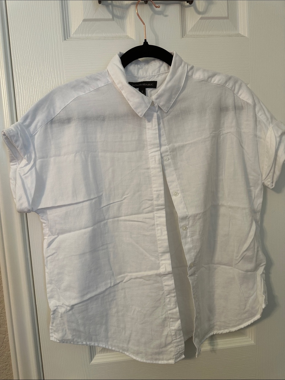 Banana Republic White Short-Sleeve Linen Button-Down Shirt